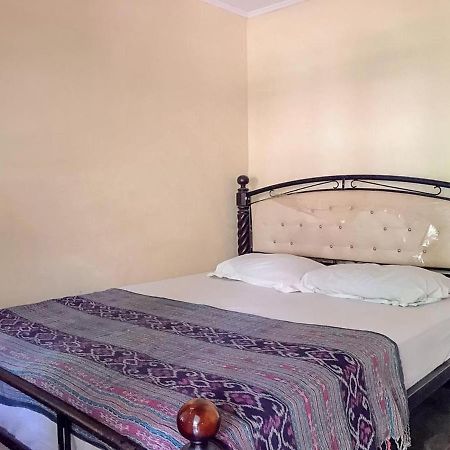 Oka Homestay Mitra Reddoorz Mataram Luaran gambar
