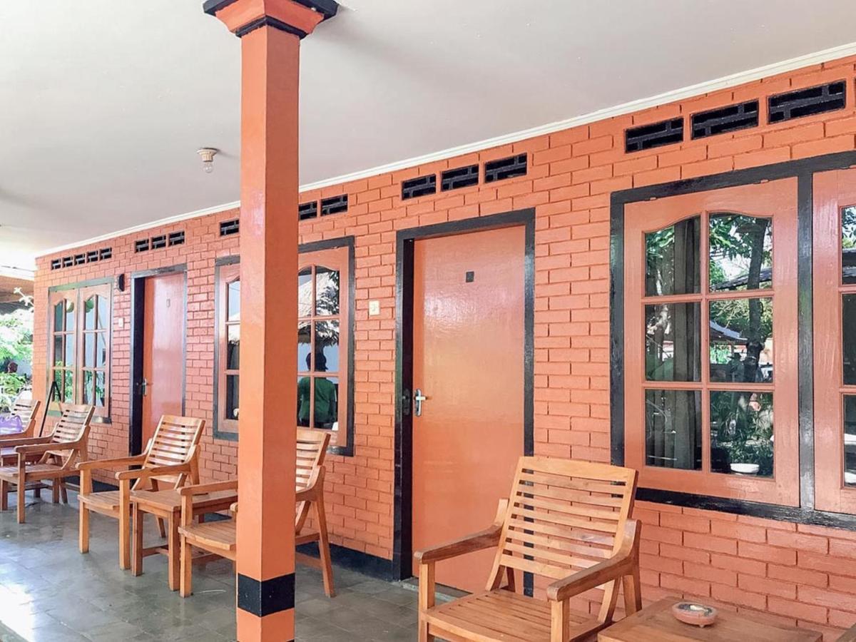 Oka Homestay Mitra Reddoorz Mataram Luaran gambar